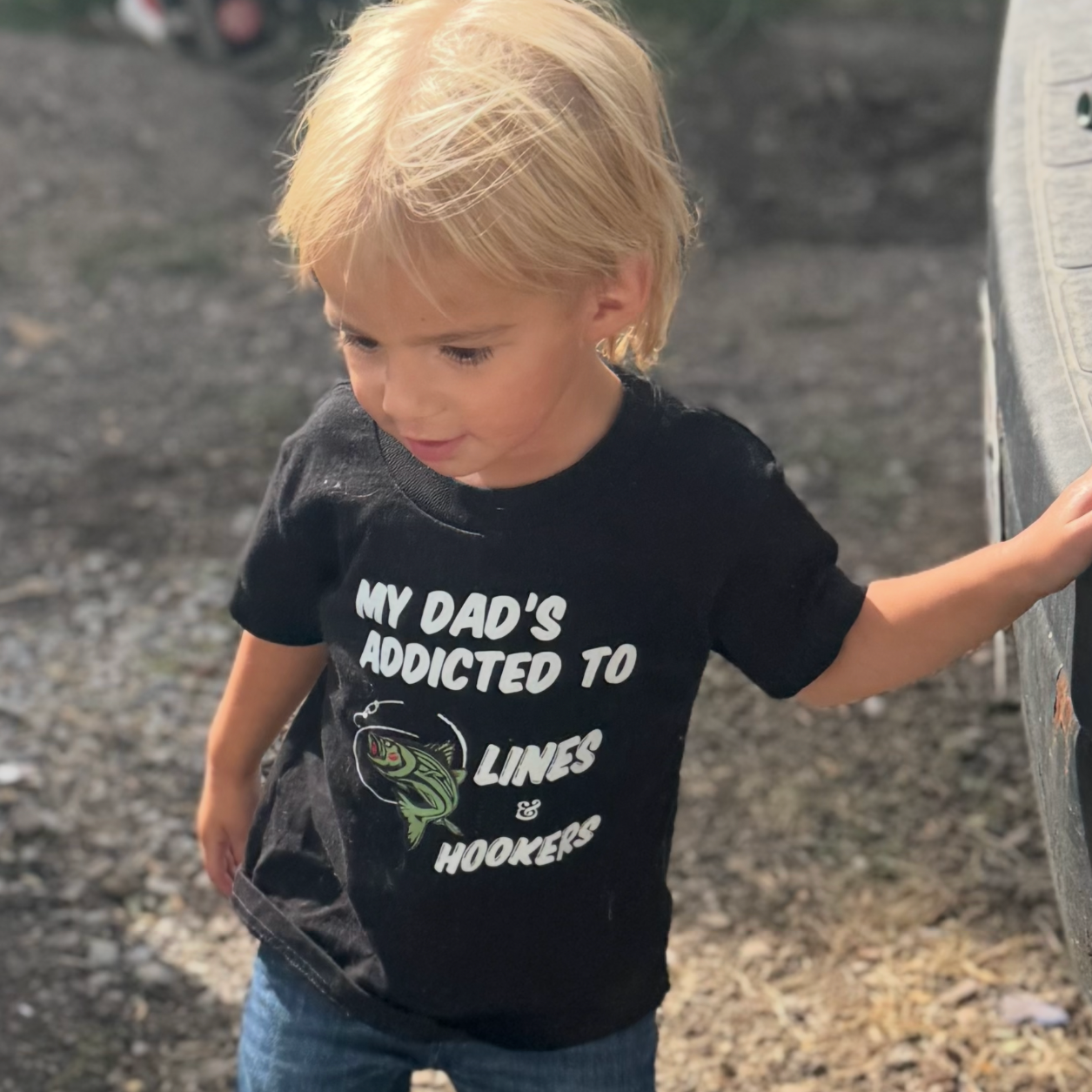 My Dad’s Addicted To Lines and Hookers”  BLACK SHORT SLEEVE SHIRT